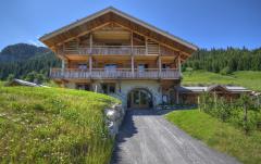 Luxury Commercial Ski Lodge - L