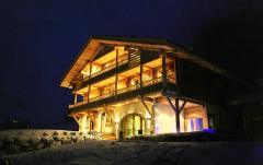 Luxury Commercial Ski Lodge - La nuit